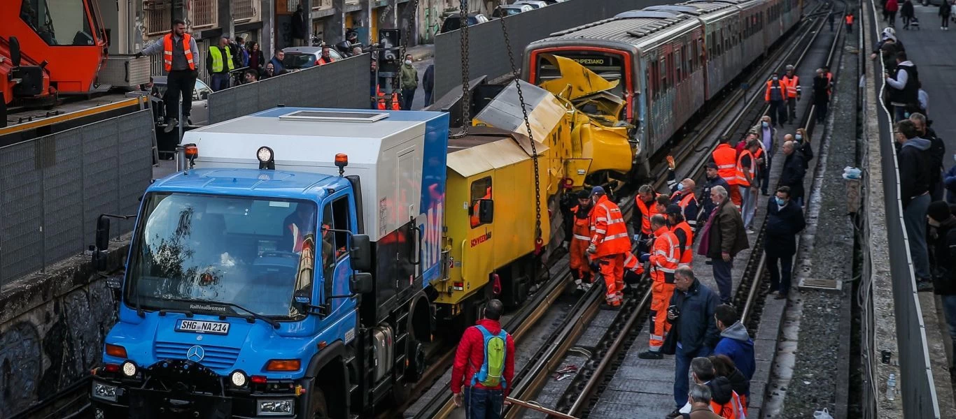 Εργατικό ατύχημα στον ΗΣΑΠ: Συγκλονίζουν οι καταθέσεις των εργατών που σώθηκαν - «Μας είπε να πηδήξουμε»